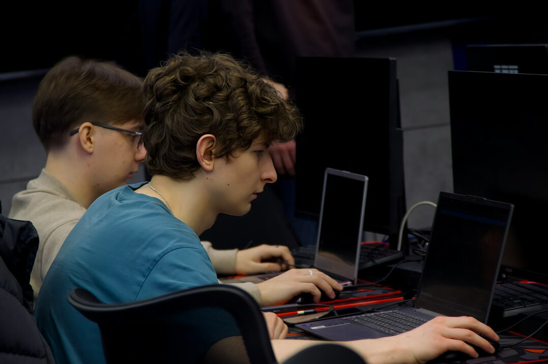 programming class students